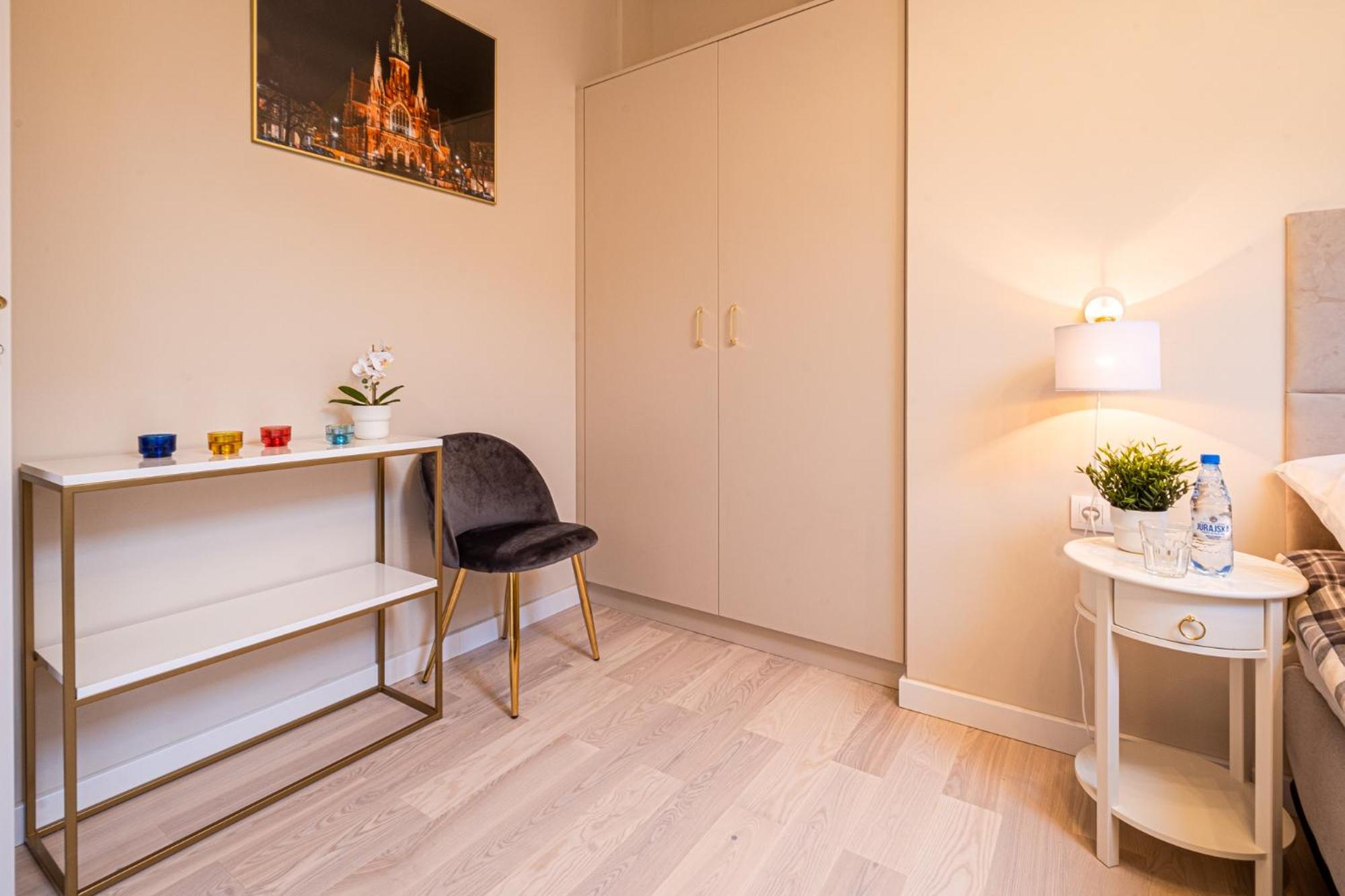 Old Town Vistula Premium Hotel apartamentowy Kraków